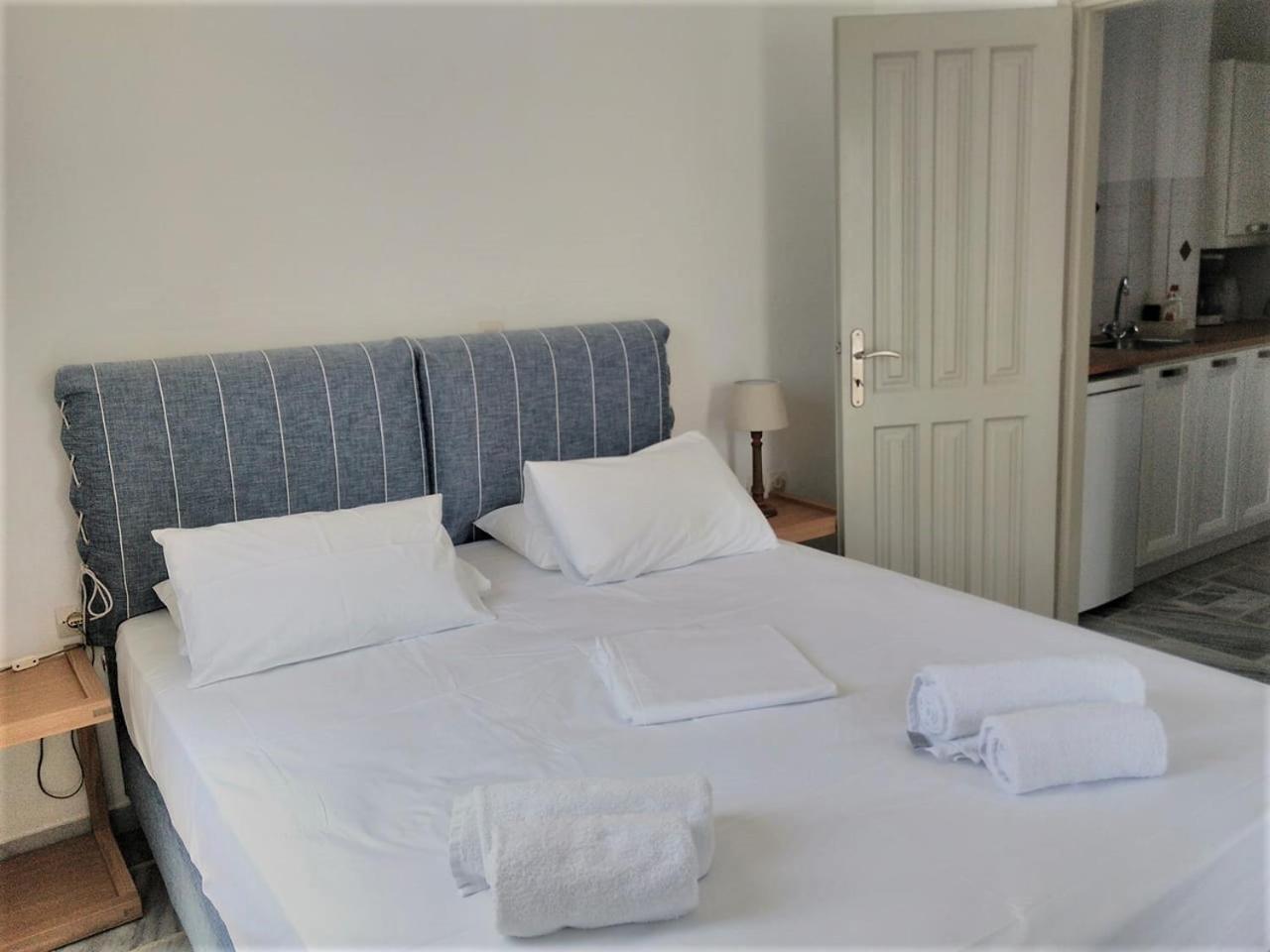 Aparthotel Despina'S Mare à Náoussa Chambre photo
